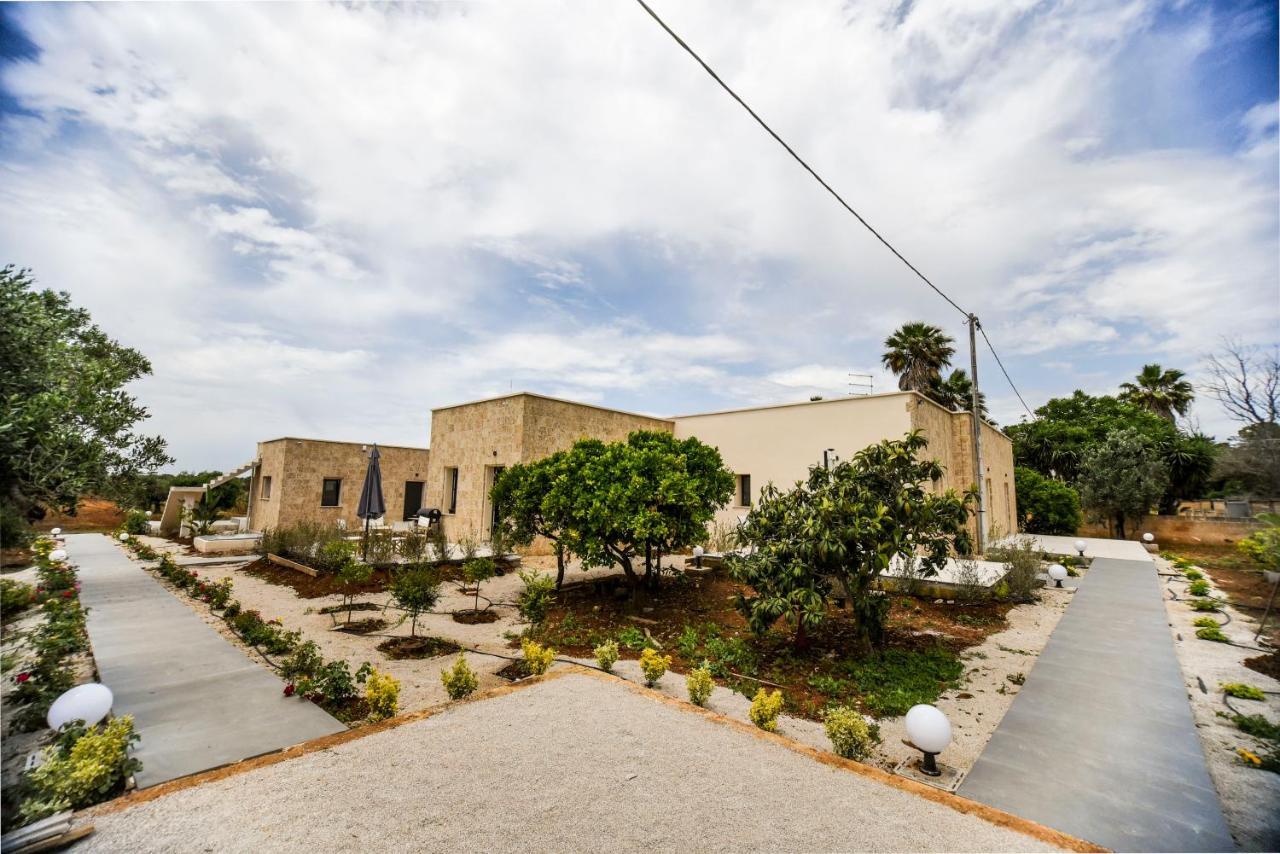 Zeituna Lodge A Porto Cesareo Torre Lapillo Exterior photo