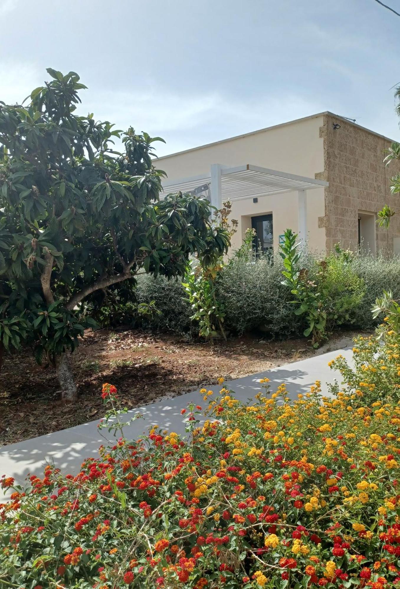 Zeituna Lodge A Porto Cesareo Torre Lapillo Exterior photo